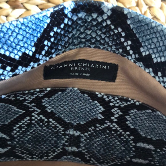 GIANNI CHIARINI BLUE SNAKE CLUTCH. - Picture 7 of 8